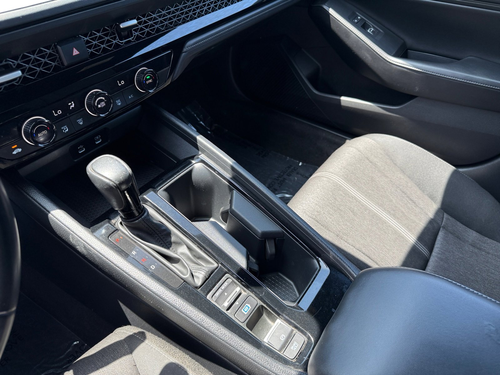 2023 Honda Accord Hybrid Sport photo 13