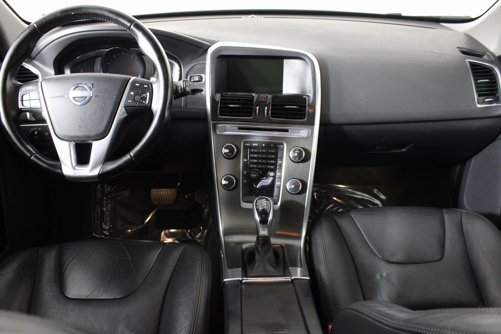 2014 Volvo XC60 T6 photo 11