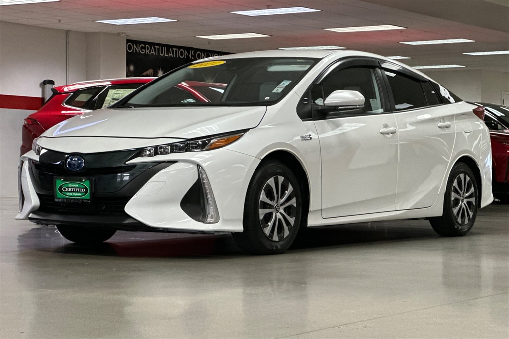 2022 Toyota Prius Prime XLE photo 8