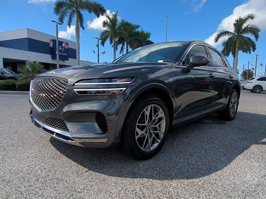 2023 GENESIS GV70 Standard