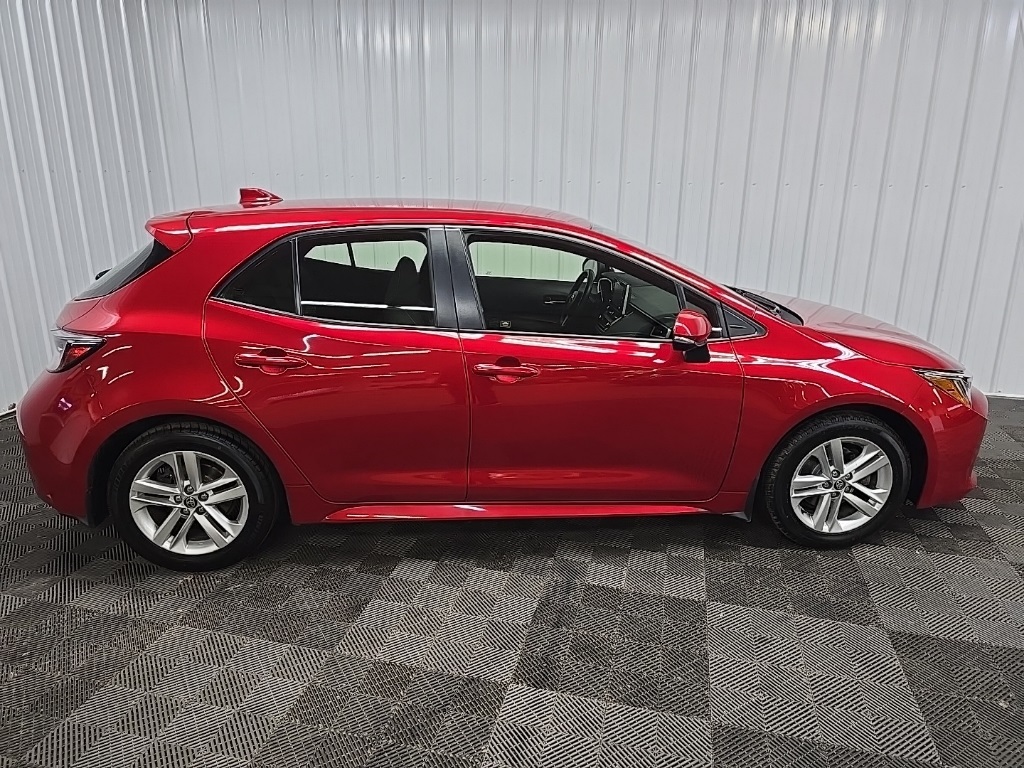 2021 Toyota Corolla SE photo 2