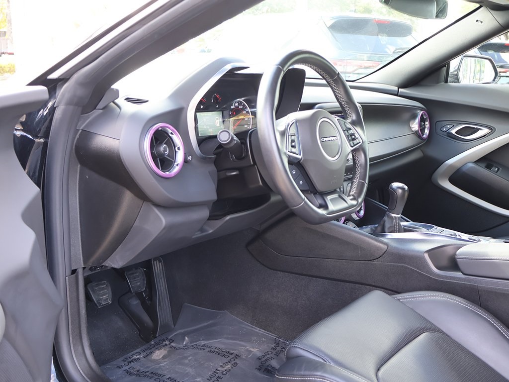 2023 Chevrolet Camaro 2LT photo 21
