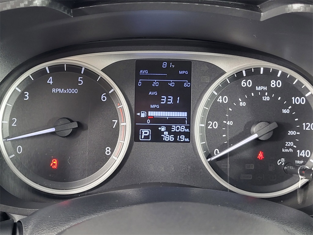2024 Nissan Versa 1.6 S photo 22