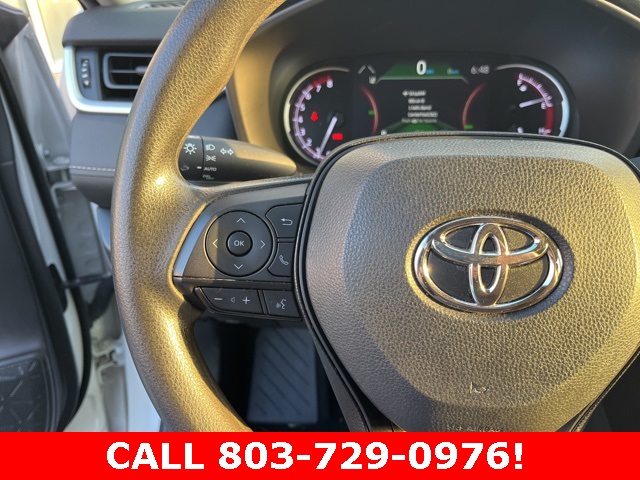 2024 Toyota RAV4 XLE photo 15