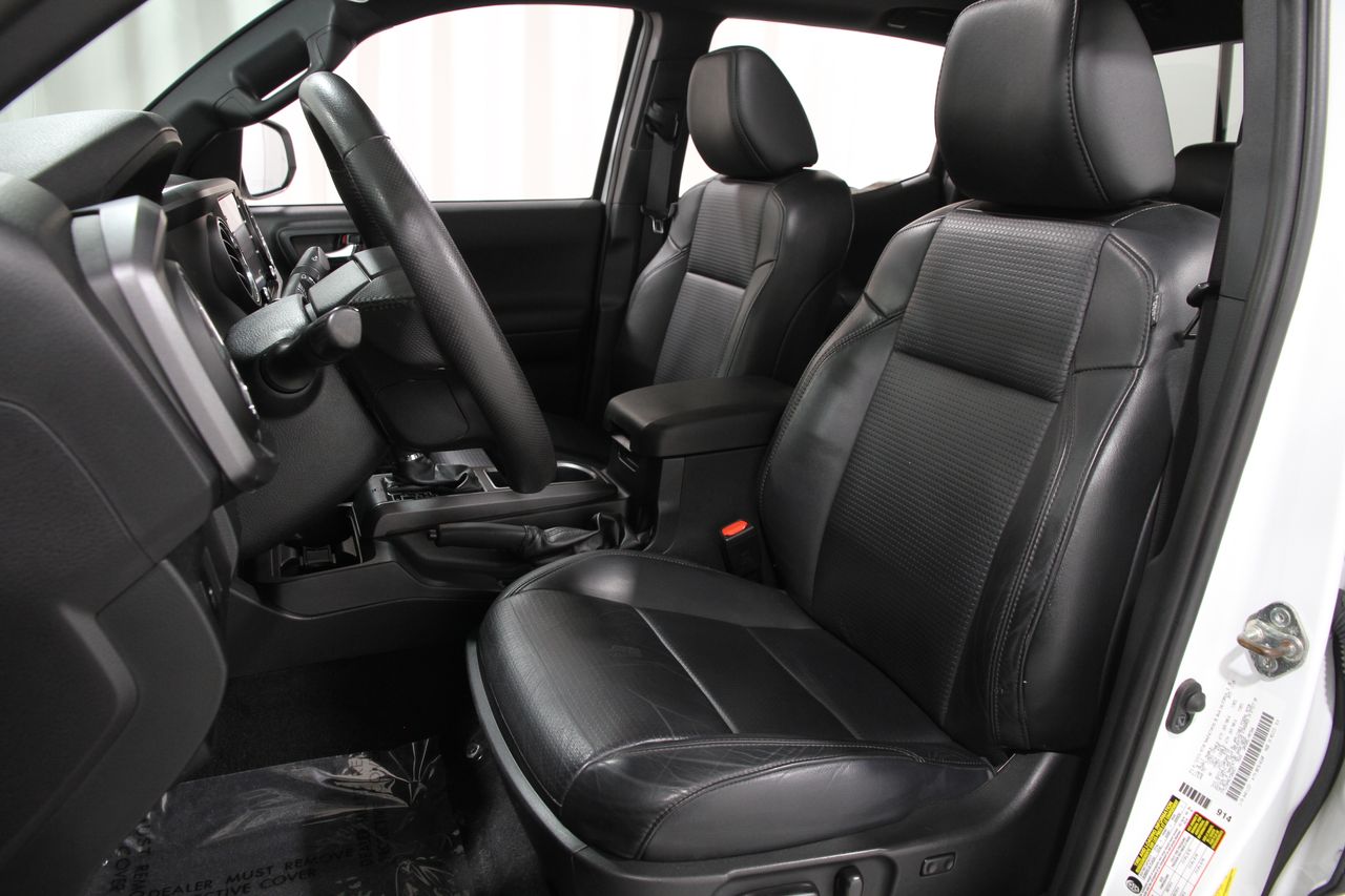 2020 Toyota Tacoma TRD Off-Road photo 4