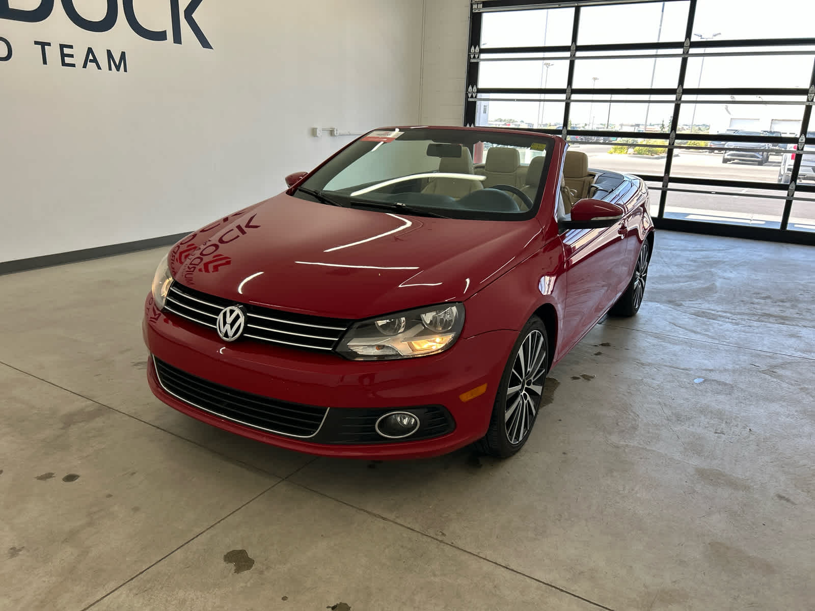 Used 2013 Volkswagen Eos Sport with VIN WVWBW8AH4DV009352 for sale in Logan, UT