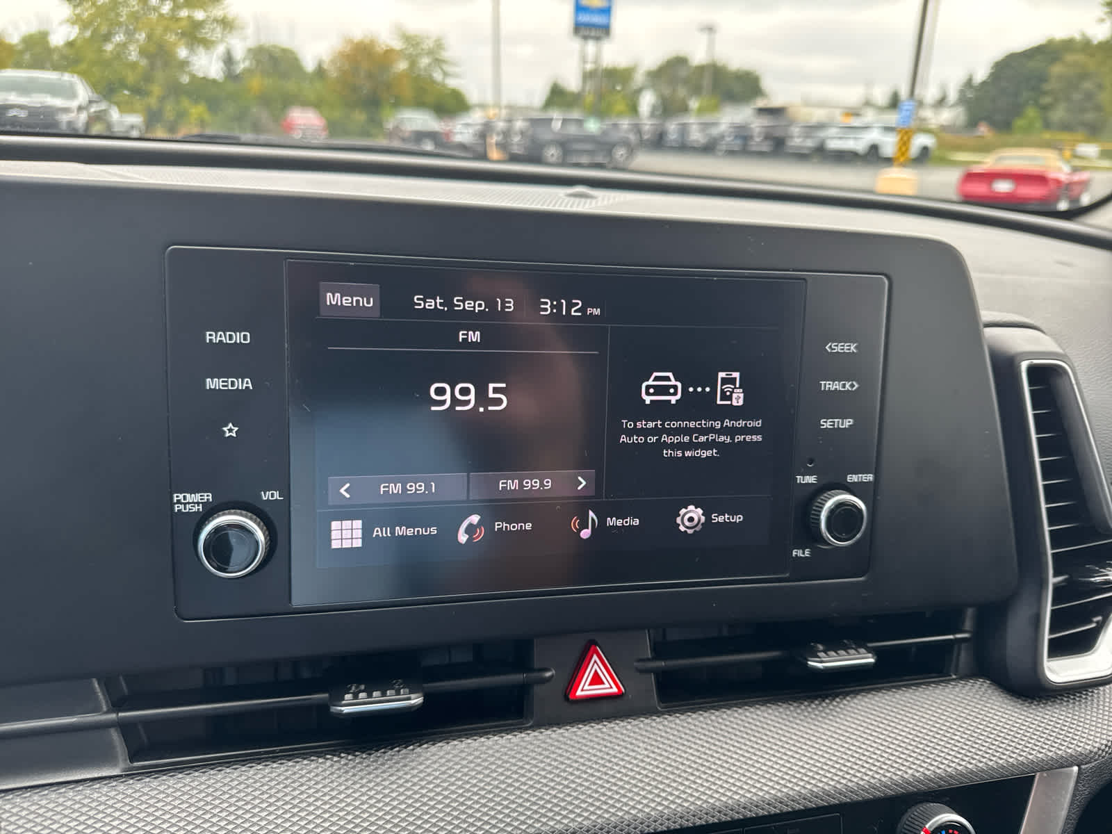 2024 Kia Sportage LX photo 16