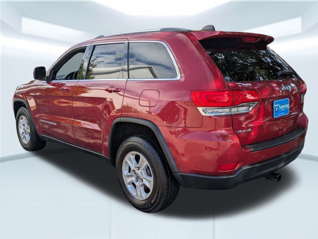 2014 Jeep Grand Cherokee Laredo photo 2