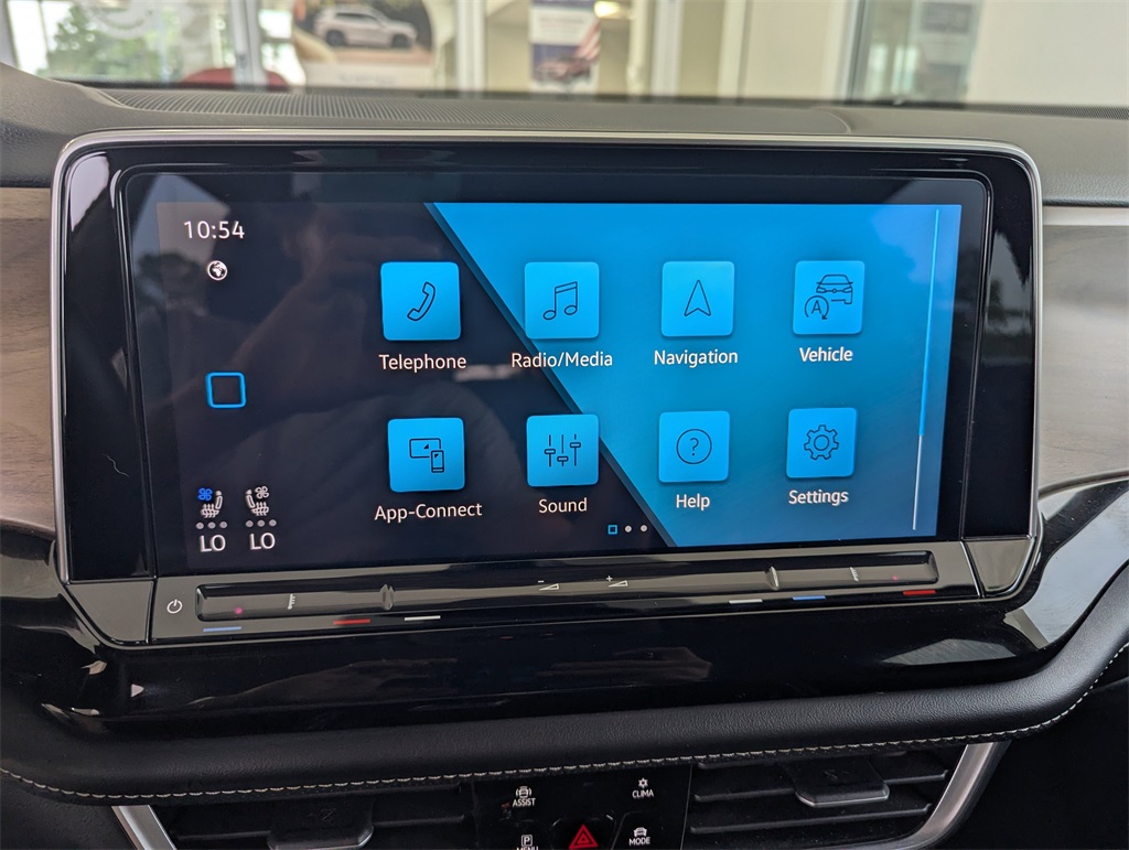 2024 Volkswagen Atlas SE Technology photo 24