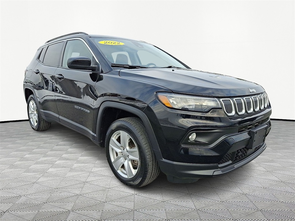 2022 Jeep Compass Latitude's photo