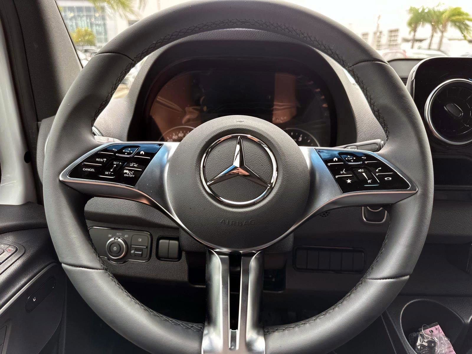 2026 Mercedes Benz Sprinter 2500 photo 17