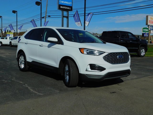2024 Ford Edge SEL photo 4