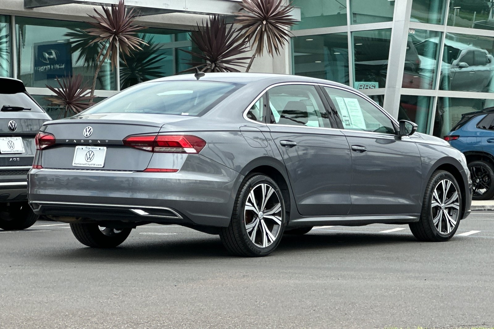 2022 Volkswagen Passat 2.0T SE photo 4