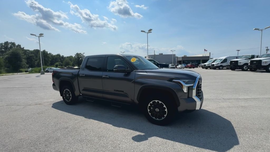 2024 Toyota Tundra SR5 photo 2