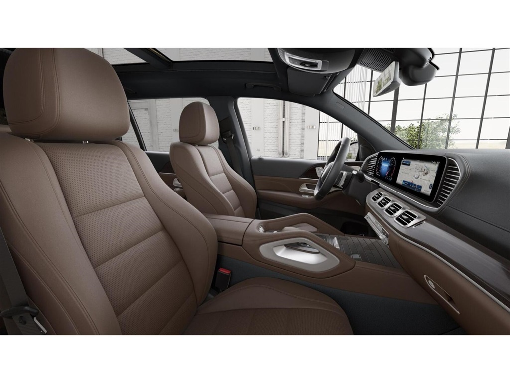 2026 Mercedes Benz GLS 450 4MATIC photo 4