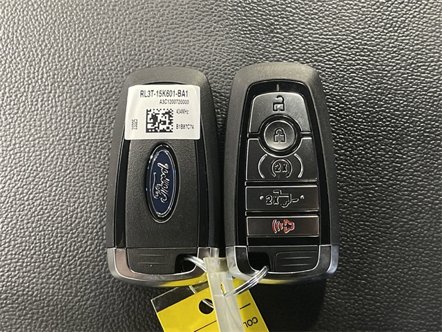 2025 Ford F-150 Lariat photo 32