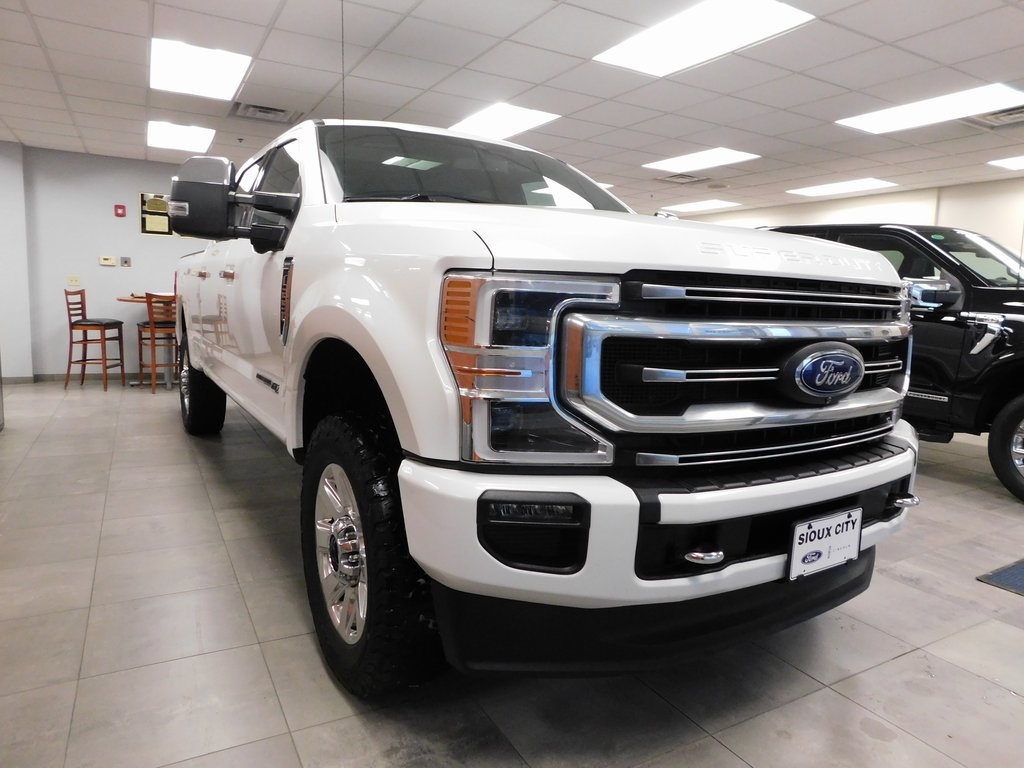 2021 Ford F-250 Platinum photo 4