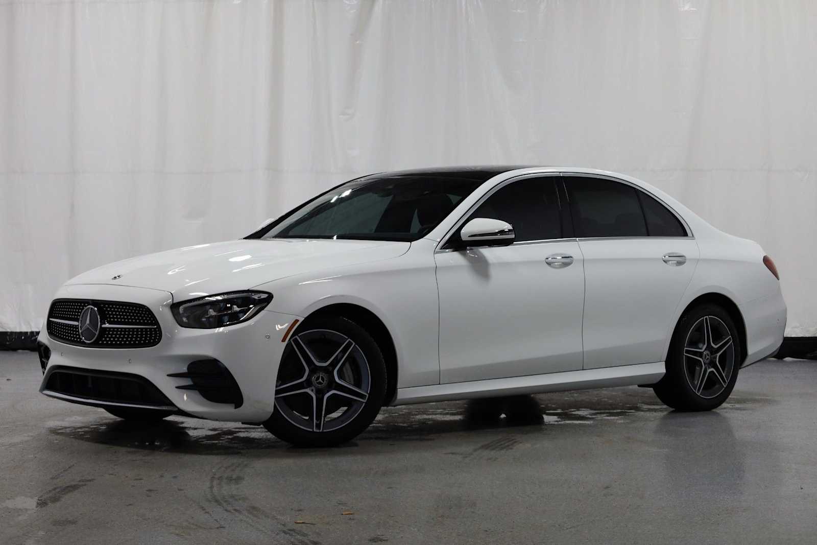 2023 Mercedes-Benz E-Class E350's photo