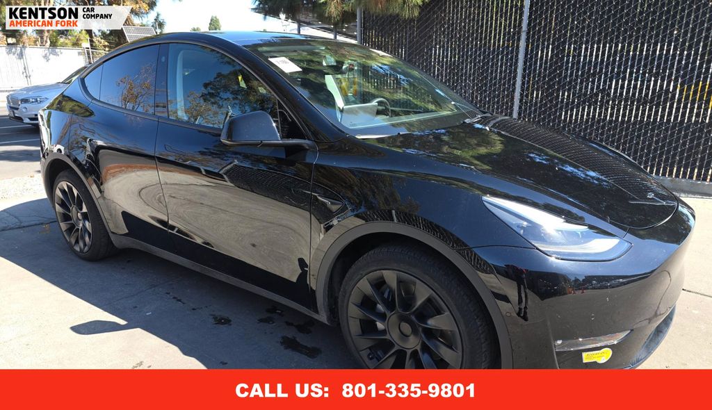 2022 Tesla Model Y Long Range photo 7