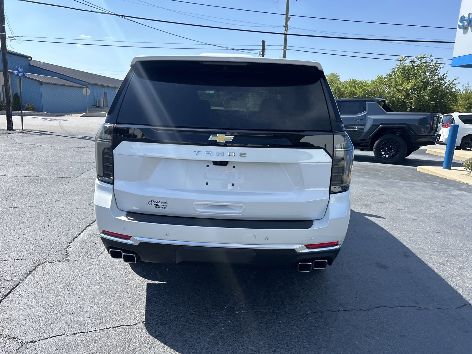 2025 Chevrolet Tahoe High Country photo 4