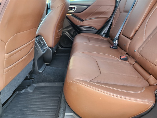 2020 Subaru Forester Touring photo 8