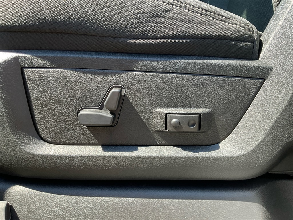 2026 Ram 2500 Big Horn photo 30
