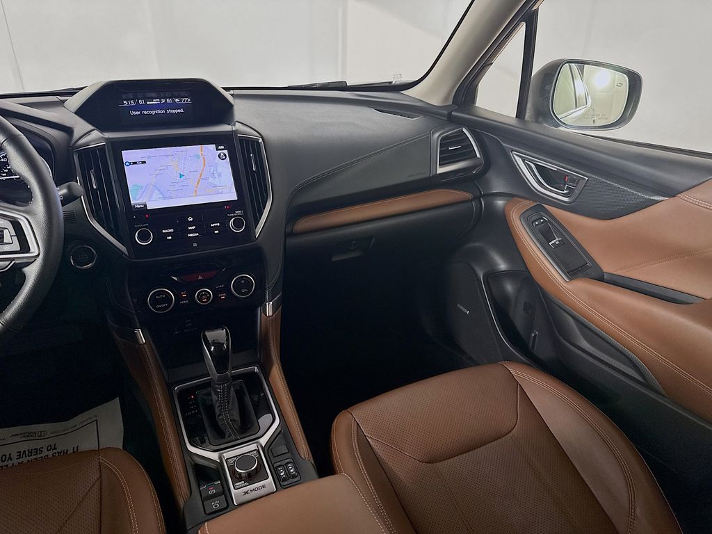 2020 Subaru Forester Touring photo 25