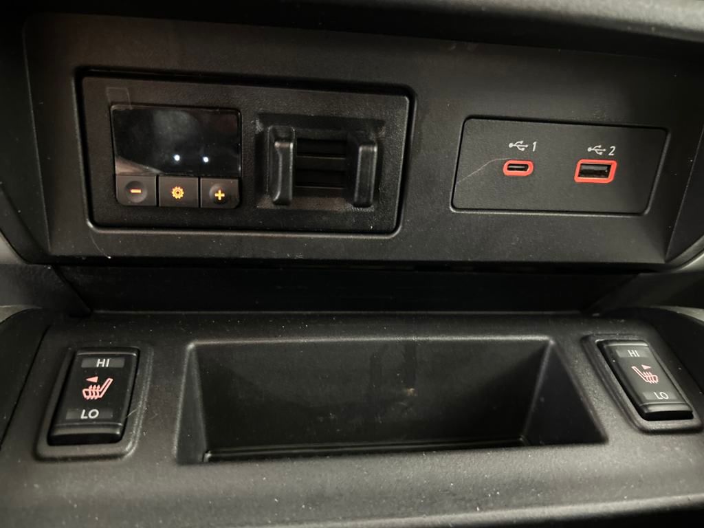 2021 Nissan Titan SV photo 17