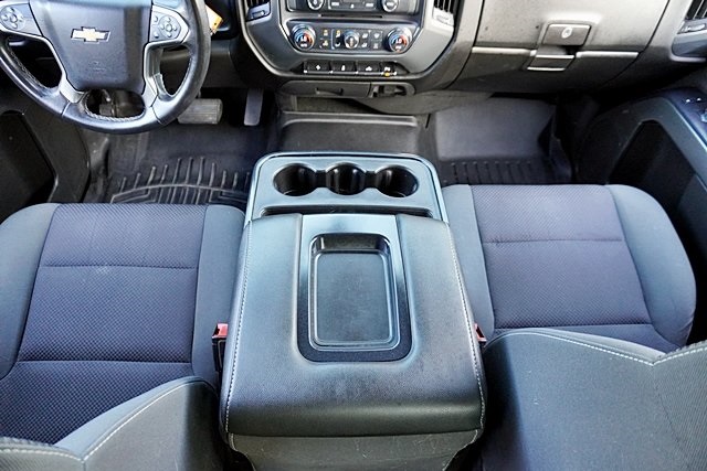 Used 2018 Black Chevrolet LT image 18