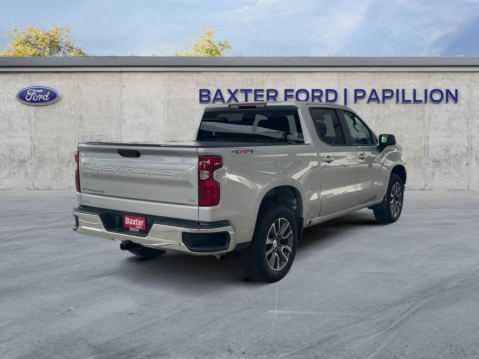 2022 Chevrolet Silverado 1500 LT photo 5