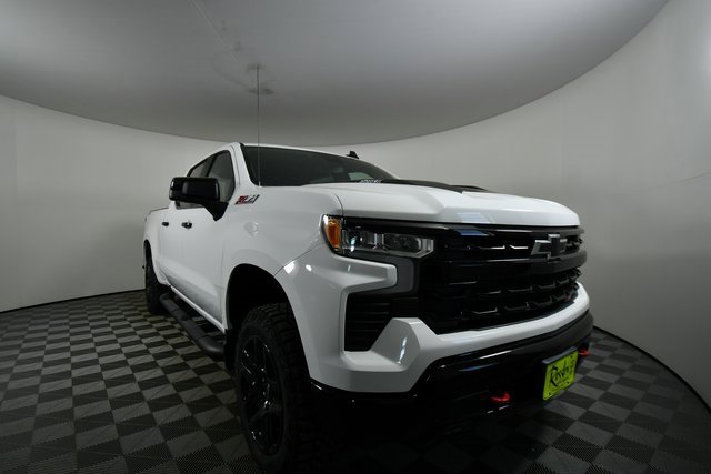 2025 Chevrolet Silverado 1500 LT Trail Boss photo 7