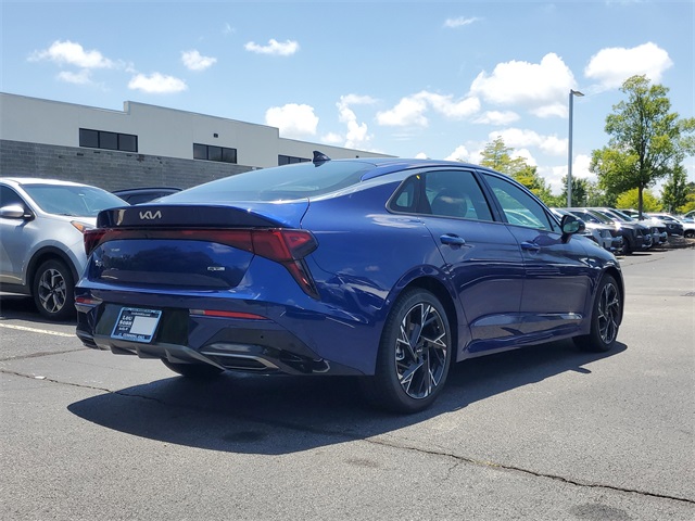 2025 Kia K5 GT-Line photo 4