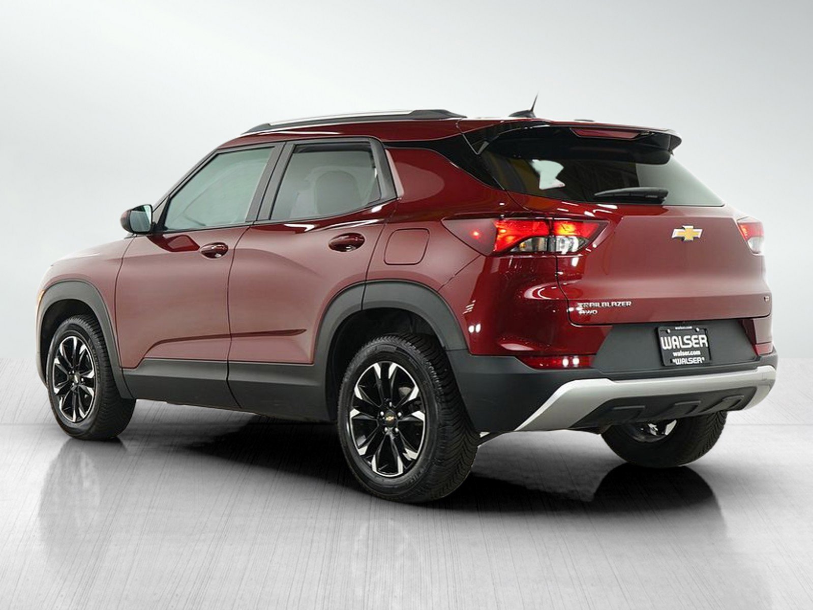 2022 Chevrolet Trailblazer LT photo 2