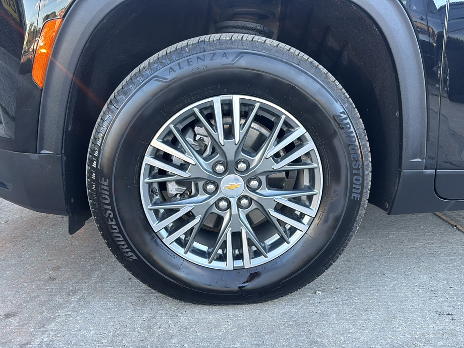 2024 Chevrolet Traverse photo 10