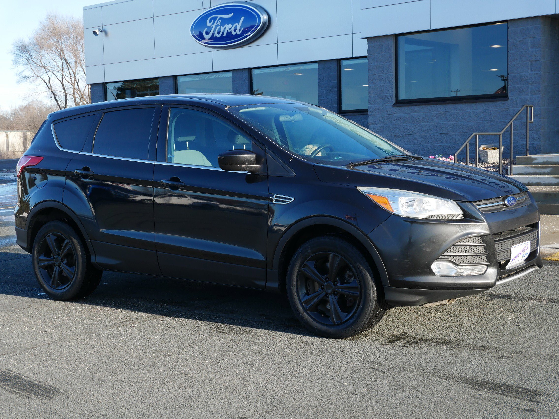 Used 2015 Ford Escape SE with VIN 1FMCU9G94FUB41693 for sale in Northfield, Minnesota