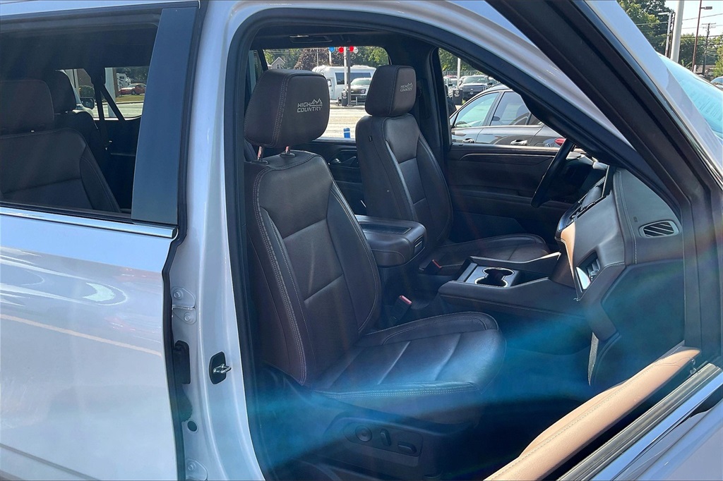 2022 CHEVROLET SUBURBAN - Image 5