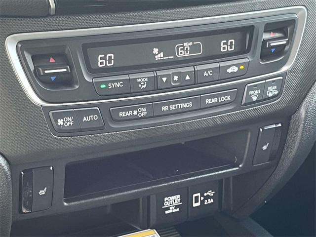 2022 Honda Pilot TrailSport photo 27