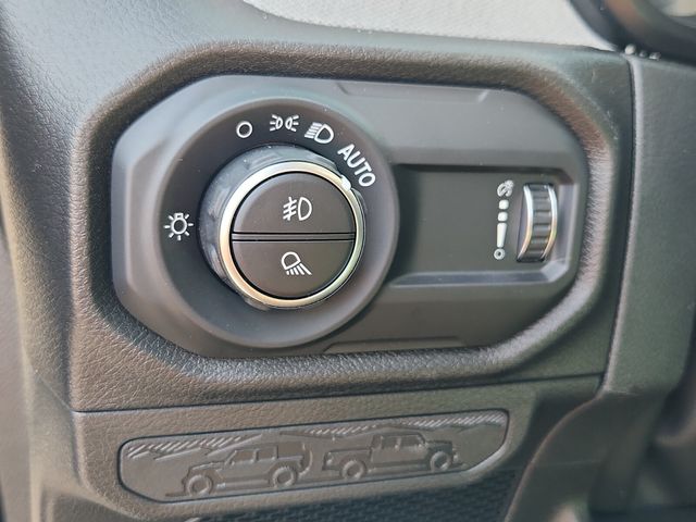2025 Jeep Gladiator Sport S photo 19