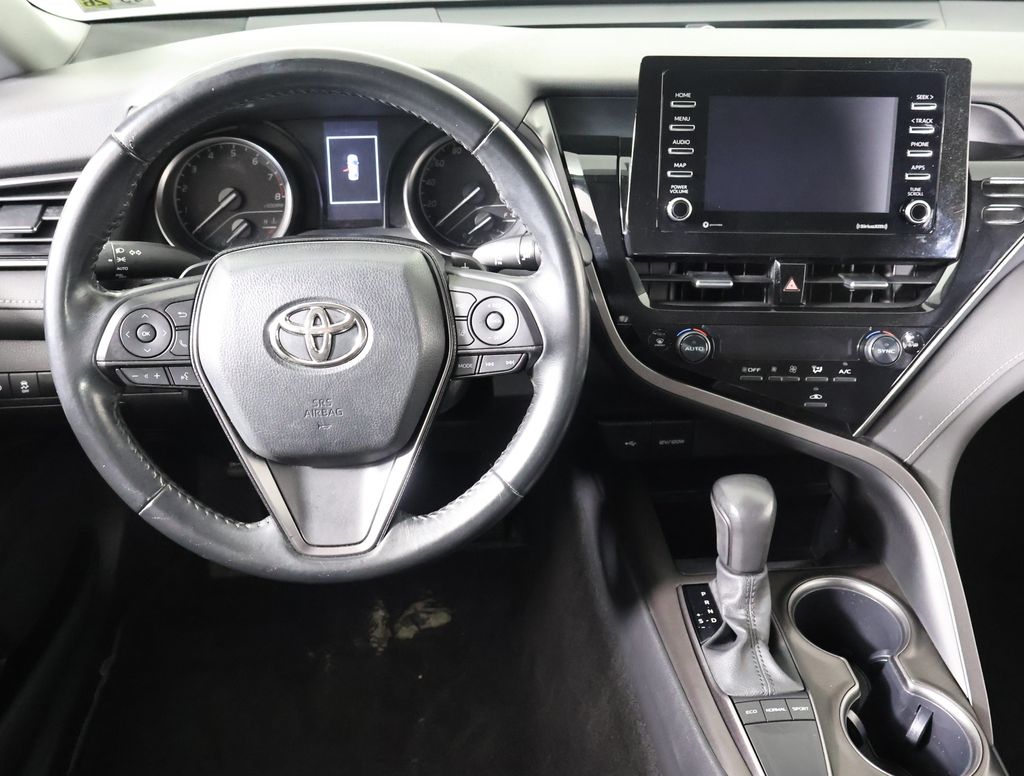 2023 Toyota Camry SE photo 13