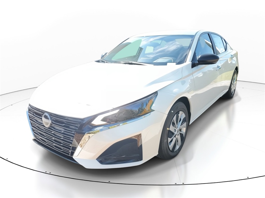 2025 Nissan Altima 2.5 S photo 4