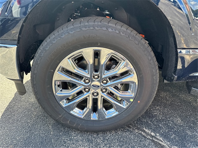 2026 Ford F-350 Lariat photo 14