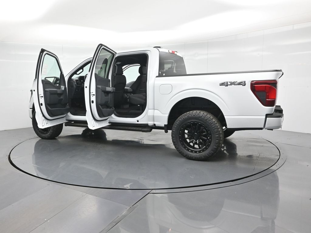 2025 Ford F-150 XLT photo 32