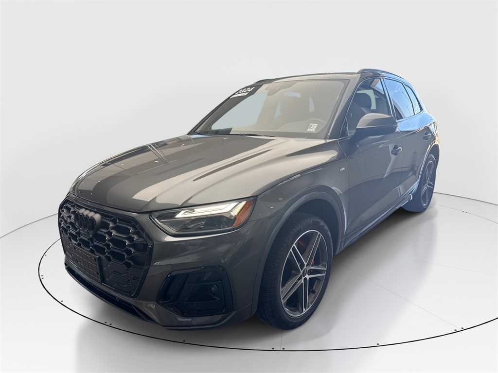 2024 Audi Q5 Premium Plus's photo