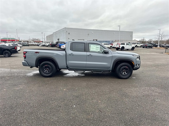2026 Nissan Frontier Crew Cab PRO-4X photo 3