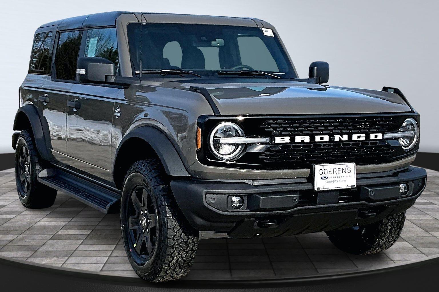 2025 Ford Bronco 4-Door Outer Banks's photo