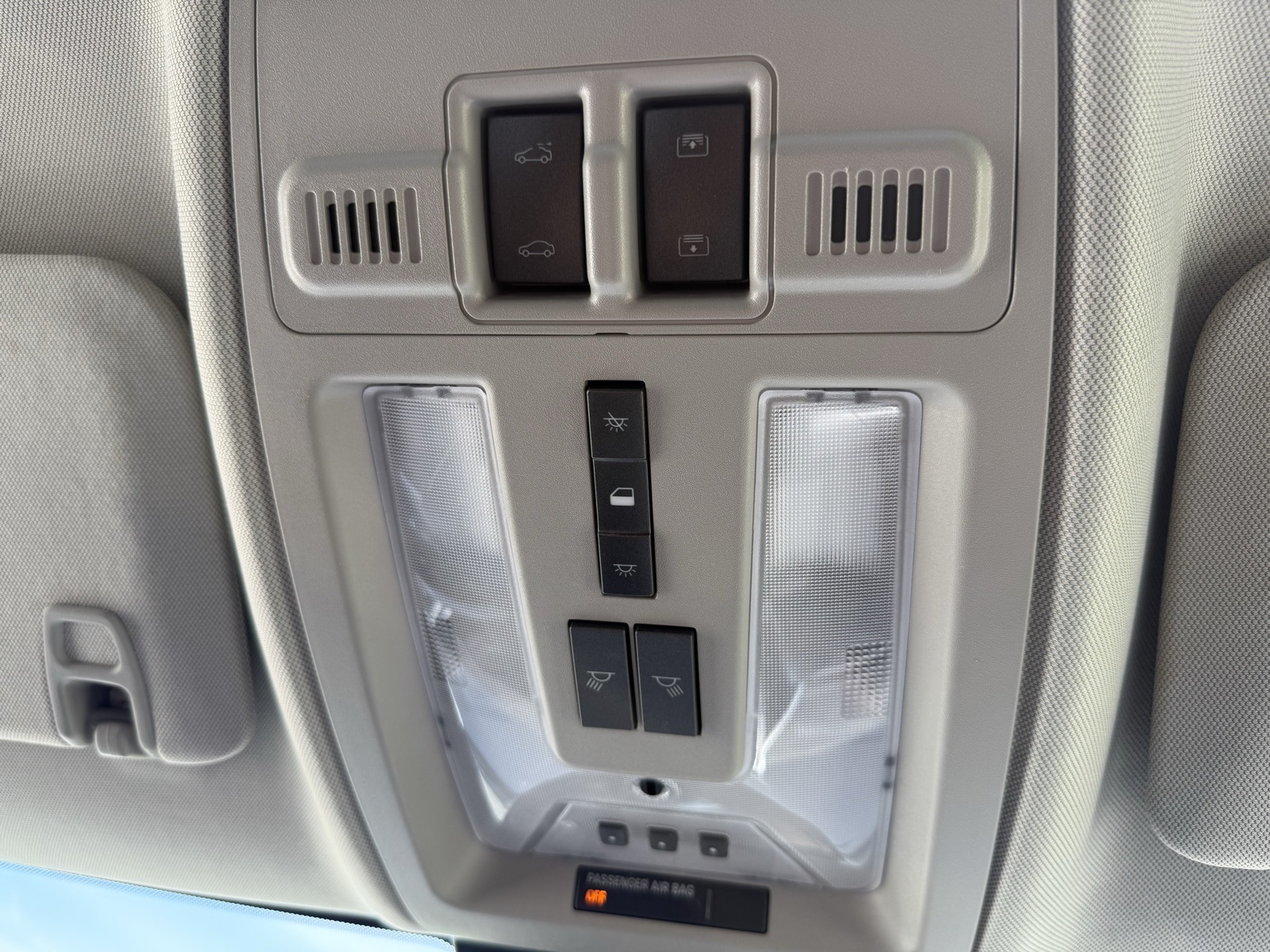 2012 Cadillac SRX Performance photo 29