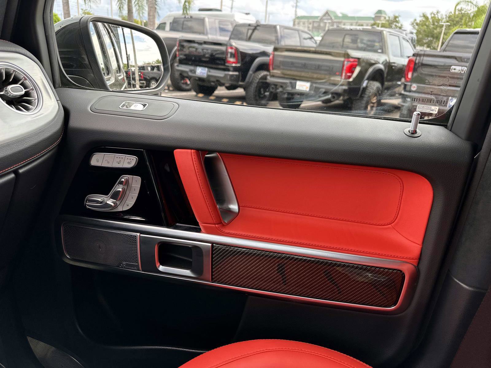 2025 Mercedes Benz G 63 AMG photo 24