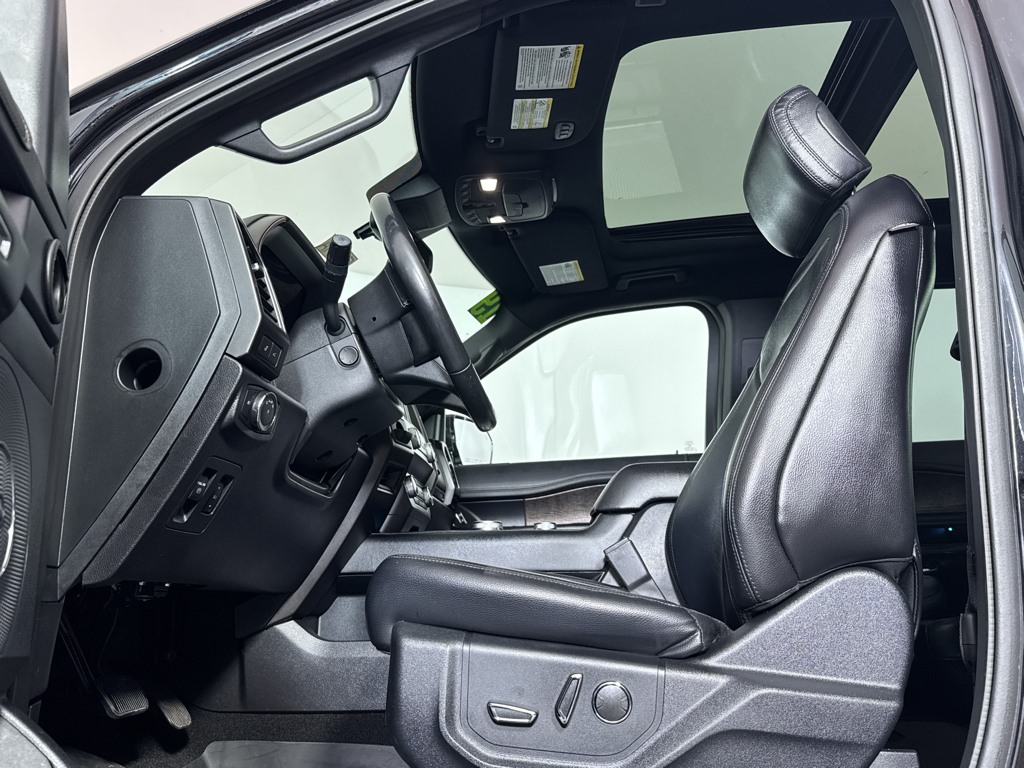 2019 Ford Expedition Limited photo 4