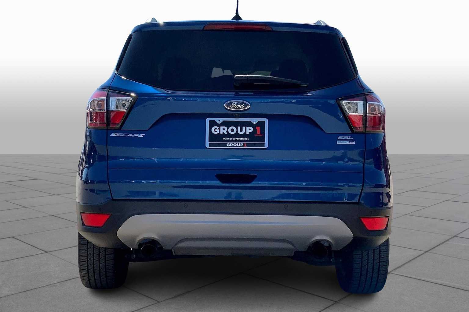 2018 Ford Escape SEL photo 4