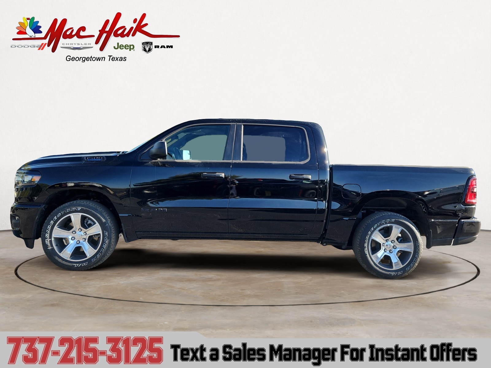 2025 Ram 1500 Tradesman photo 2